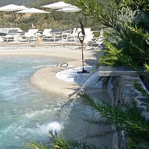 appartamenti-villanova-nature-wellness.hotelitalianriviera.com/